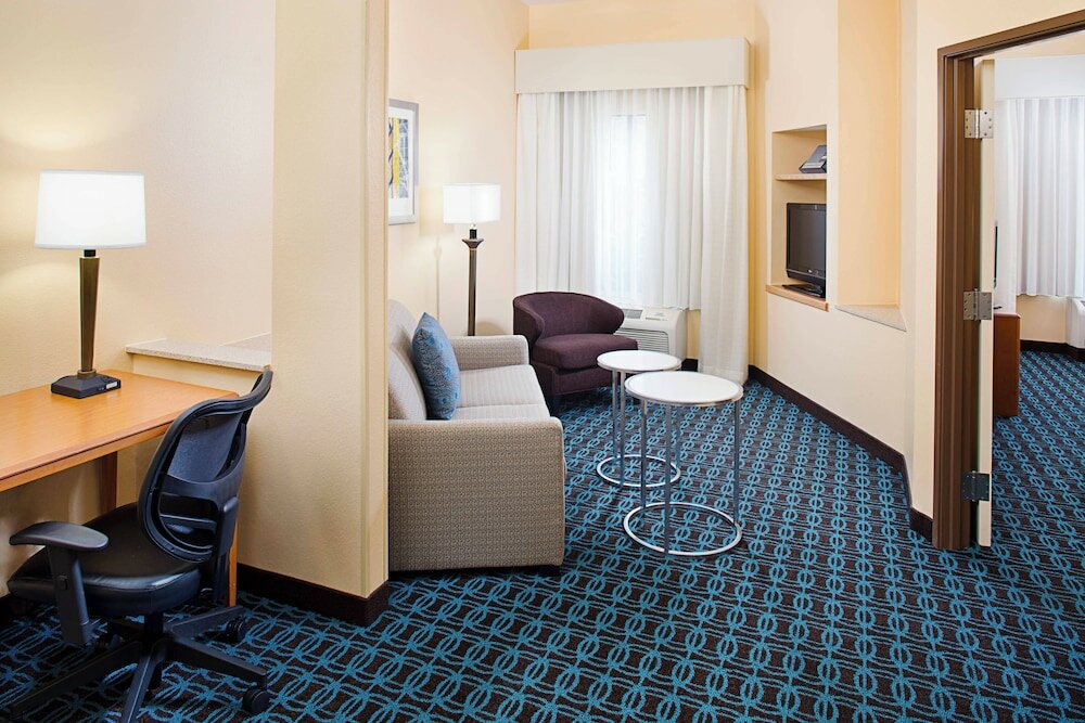 Фото Fairfield Inn & Suites by Marriott Lafayette South