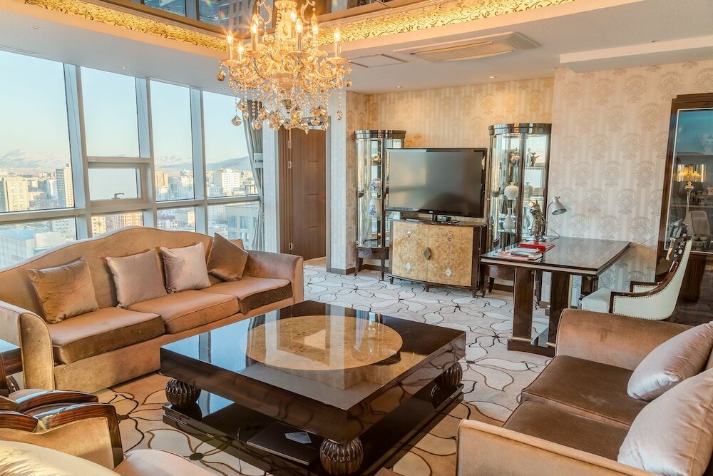 Фото The Blue Sky Hotel & Tower