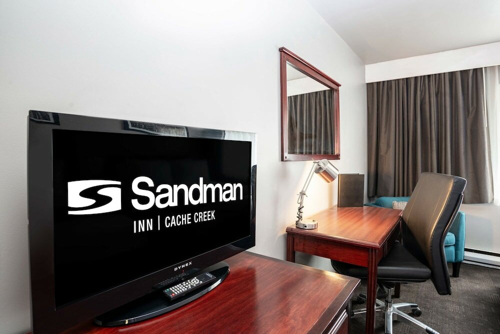Фото Sandman Inn Cache Creek