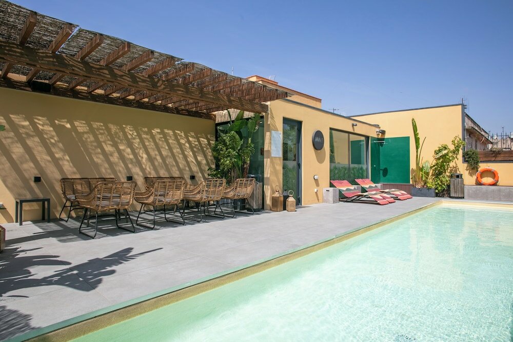 Фото Niu Barcelona