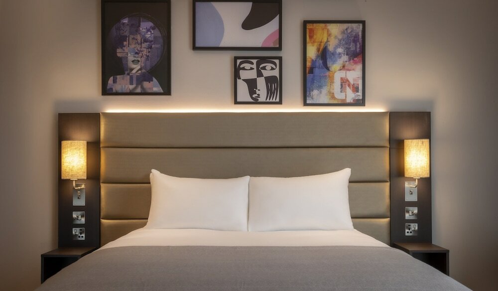 Фото Maldron Hotel Finsbury Park, London