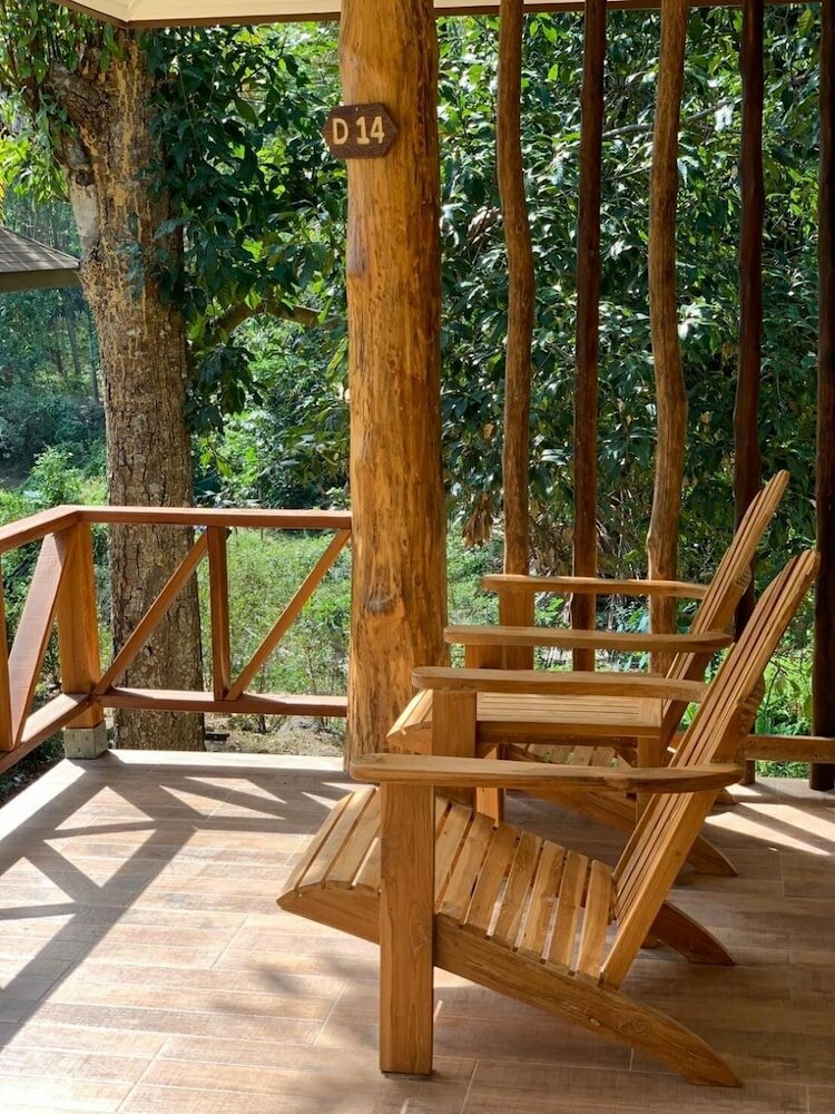 Фото Thiw Son Beach Resort