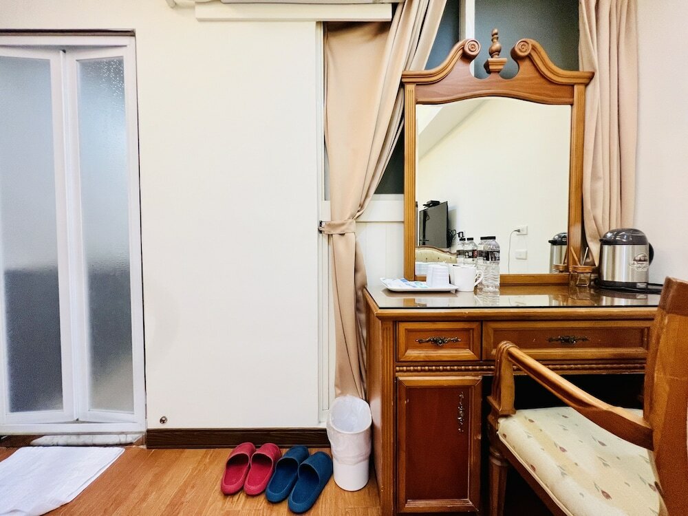 Фото Mucha Hotel