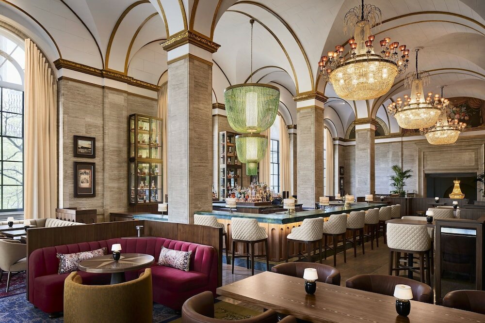 Фото Renaissance Cleveland Hotel