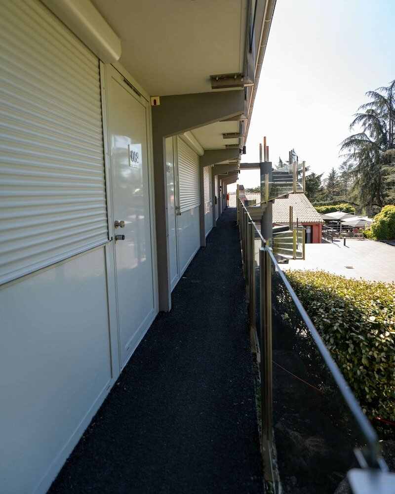 Фото Kyriad Lyon Sud Sainte Foy