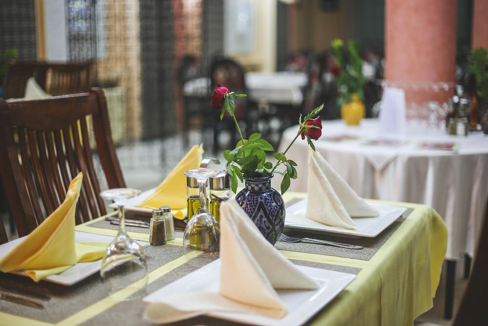 Фото Hotel Bab Mansour