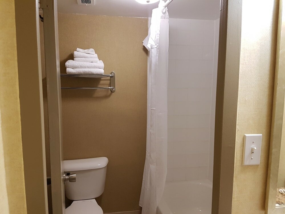 Фото Best Western Plus Durham Hotel & Conference Centre