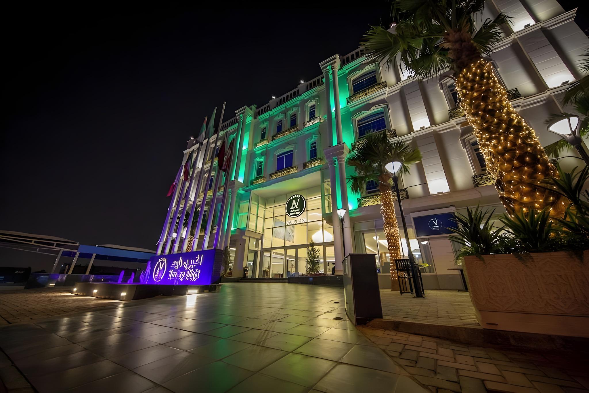 Фото Luxury Night Hotel