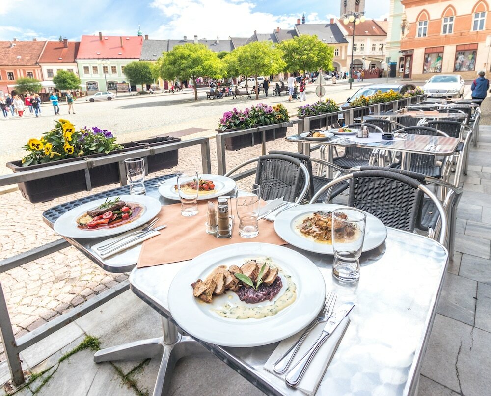 Фото Hotel Medinek Old Town