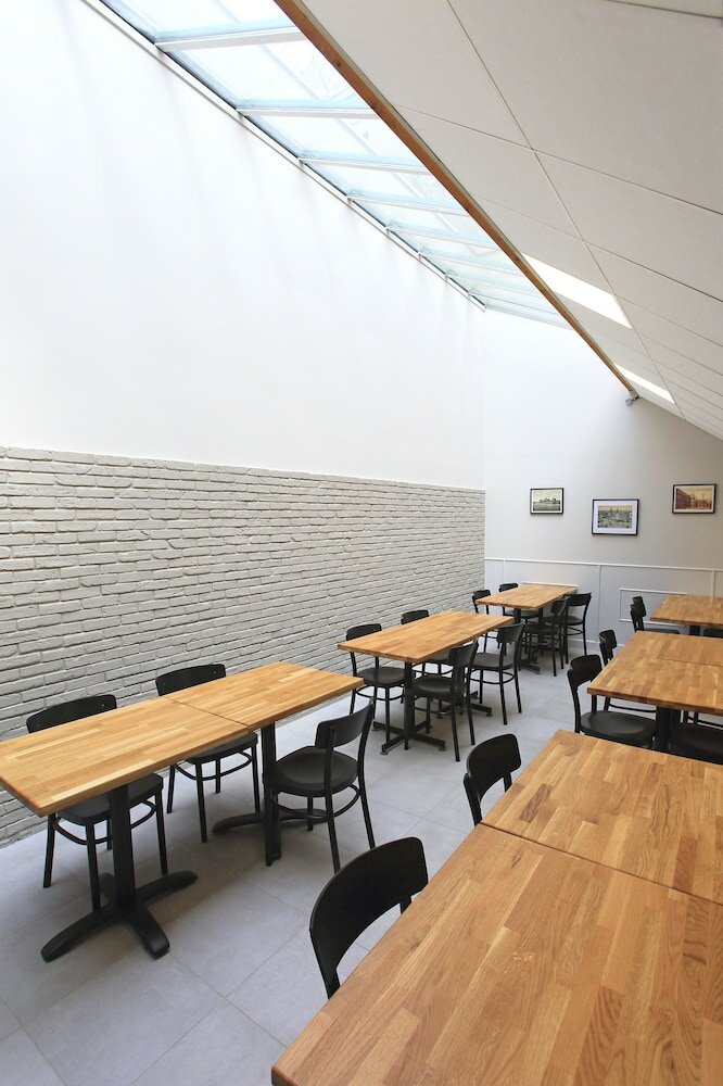 Фото Brit Hotel Calais Hauts de France