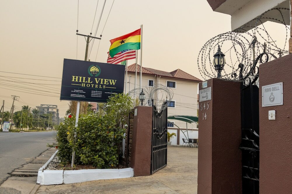 Фото Hill View Hotel West Airport