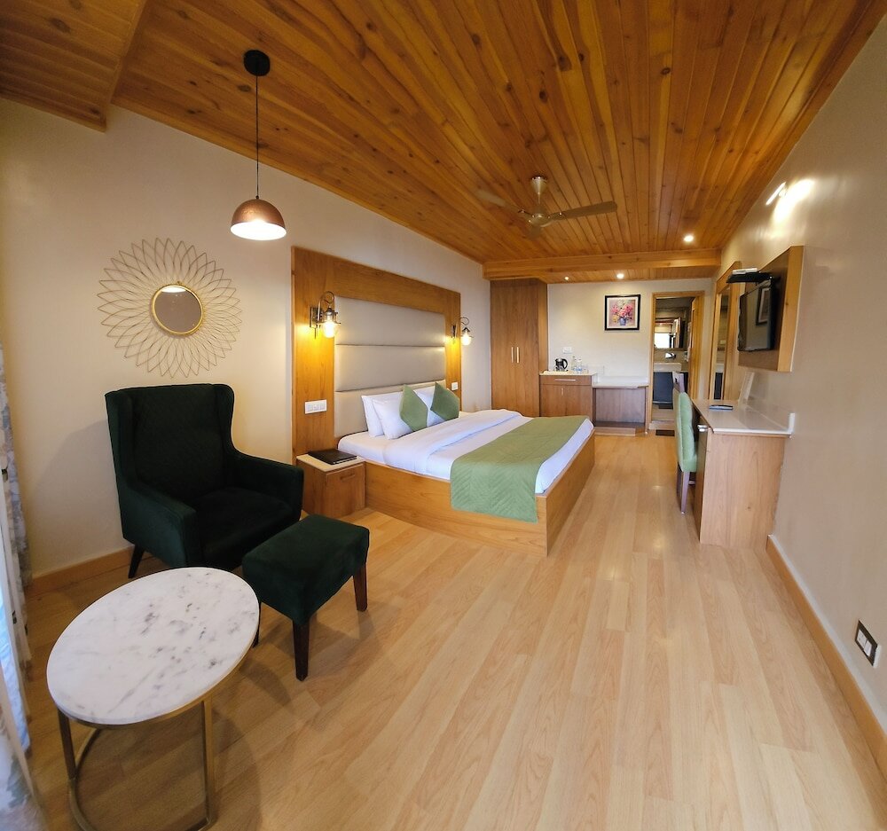 Фото Hotel Mongas