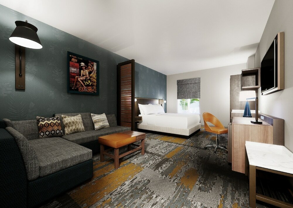 Фото Hyatt House Tampa Downtown