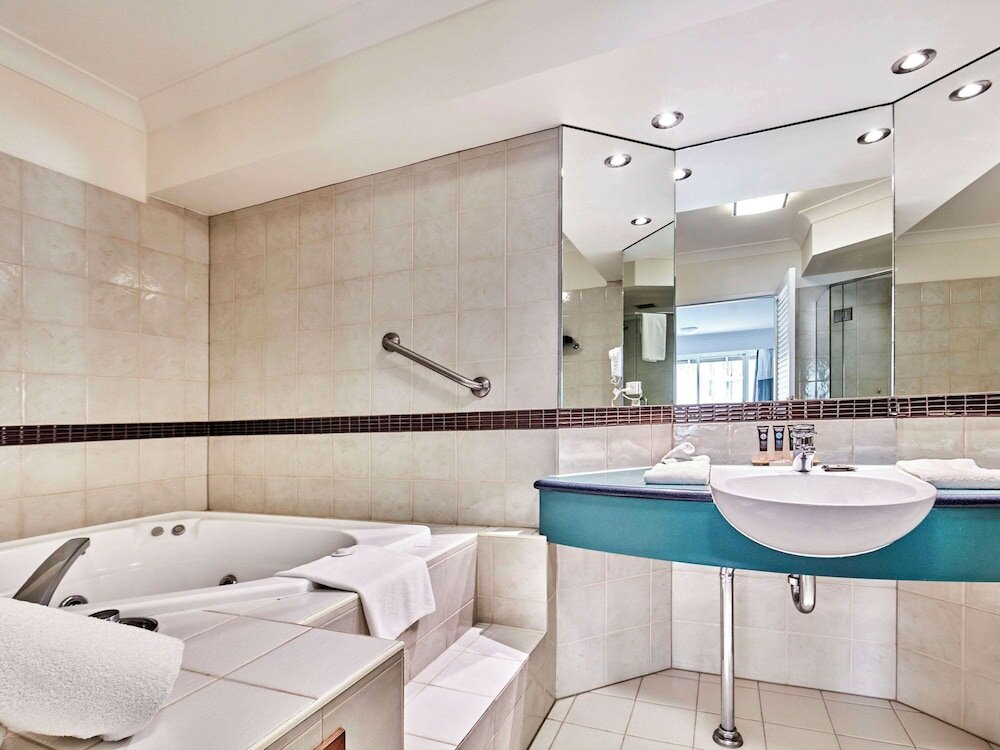 Фото Novotel Cairns Oasis Resort