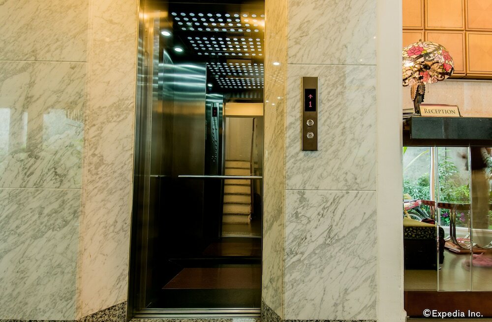 Фото Golden Sun Villa Hotel