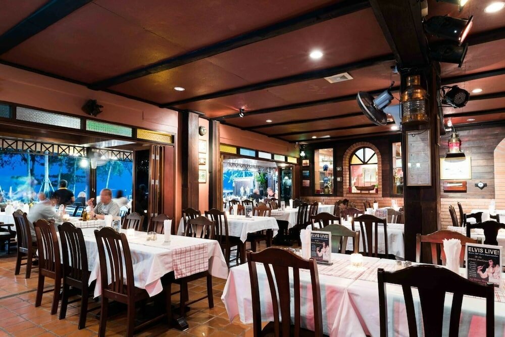 Фото Jomtien Boathouse