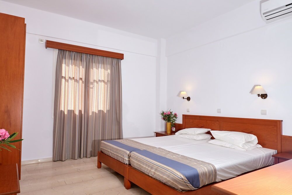 Фото Niros Beach