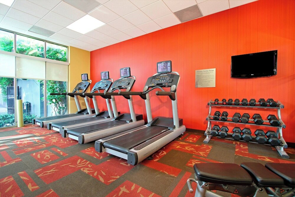 Фото Courtyard by Marriott Oakland Downtown