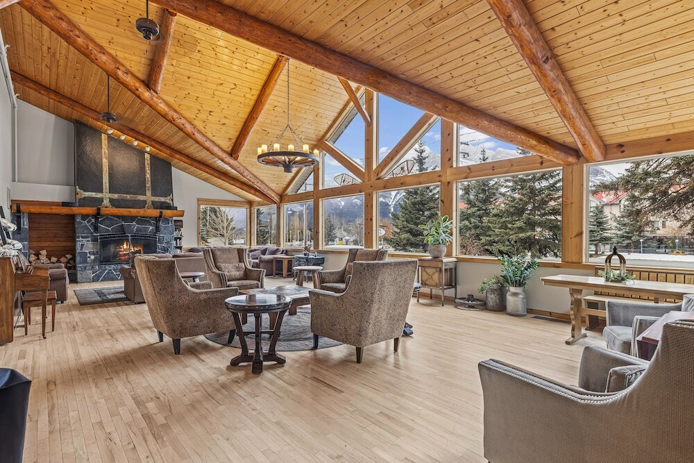 Фото Canmore Rocky Mountain Inn