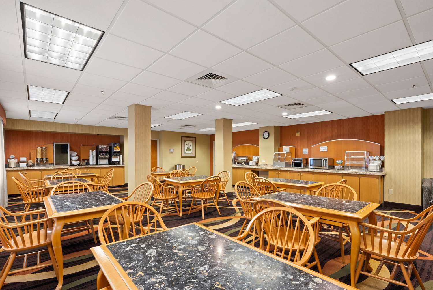 Фото AmericInn by Wyndham Denver Airport