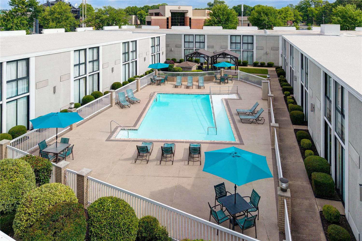 Фото Wyndham Riverfront Little Rock