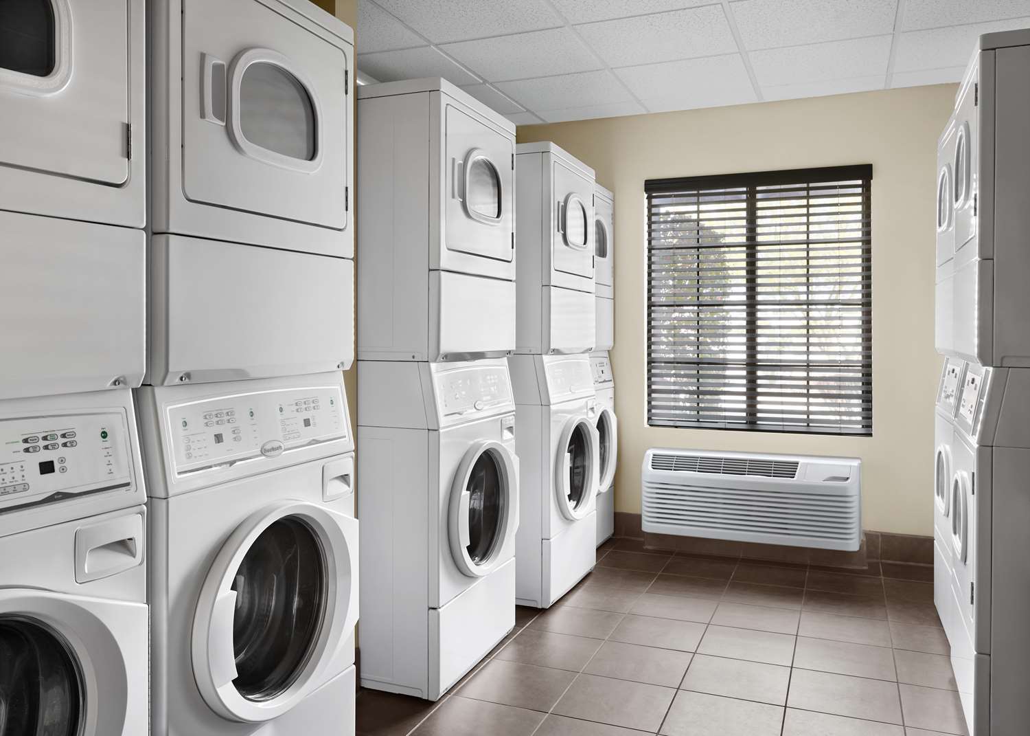 Фото Homewood Suites by Hilton Cathedral City Palm Springs