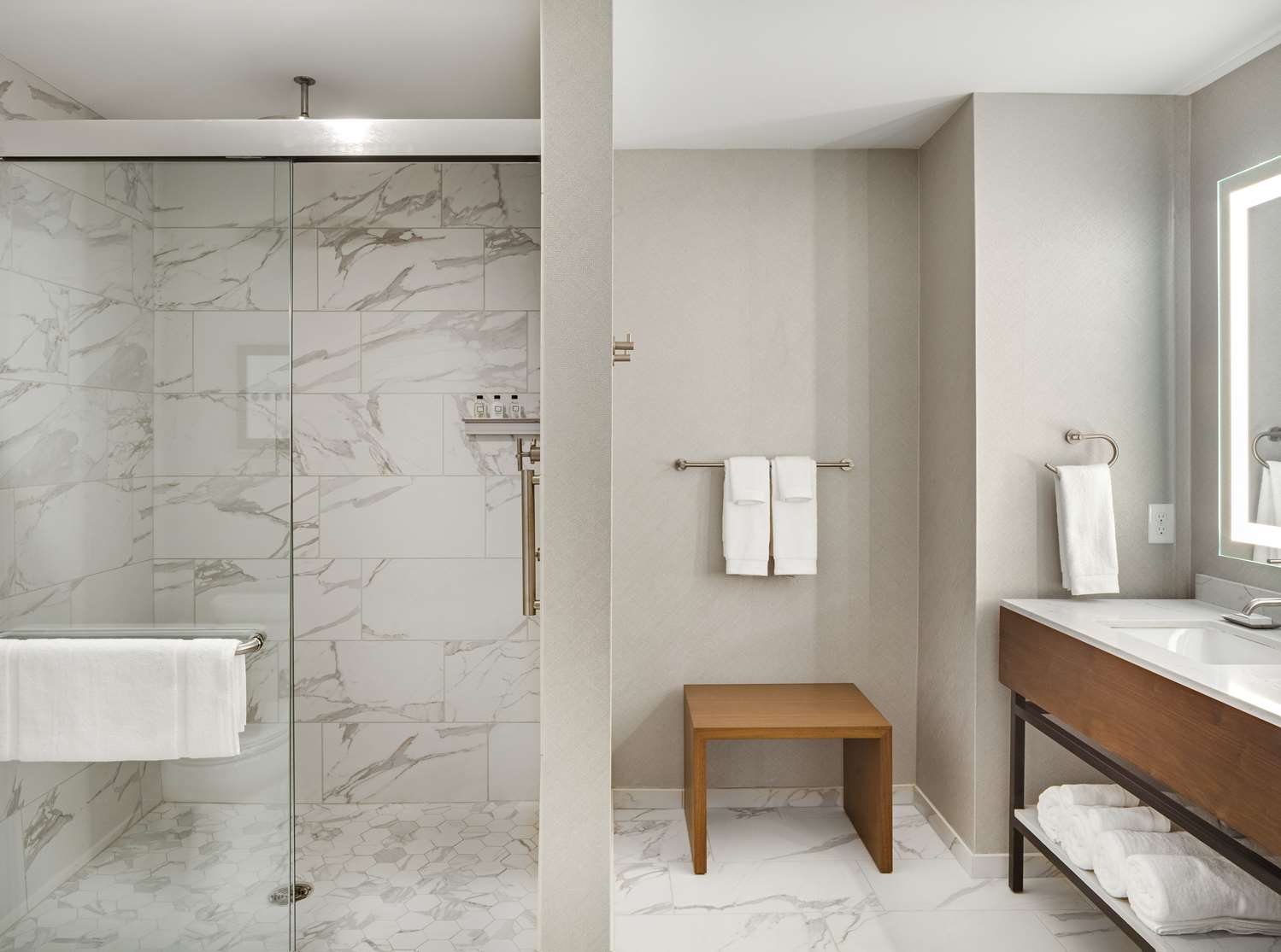 Фото The Sire Hotel Lexington, Tapestry Collection by Hilton