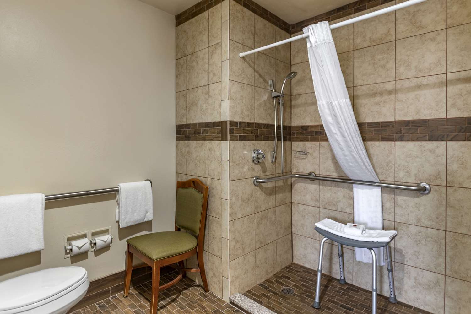 Фото Comfort Inn Midtown