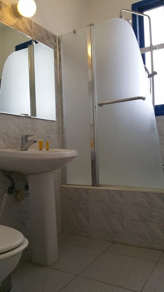 Фото Marica's Boutique Hotel