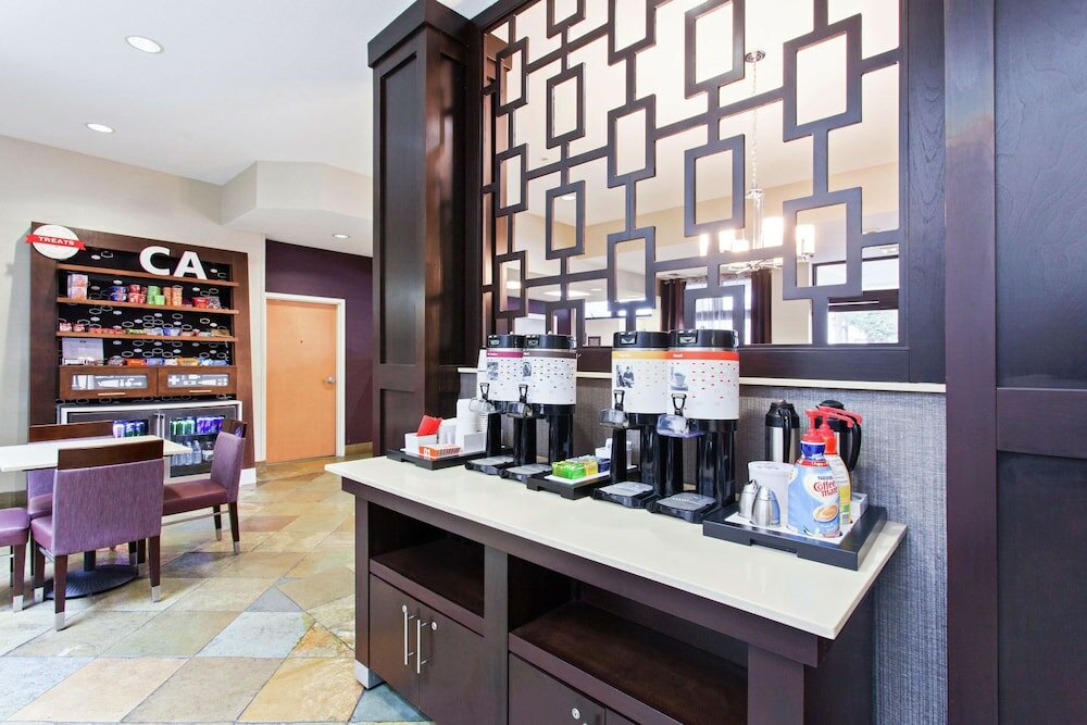 Фото Hampton Inn Santa Cruz