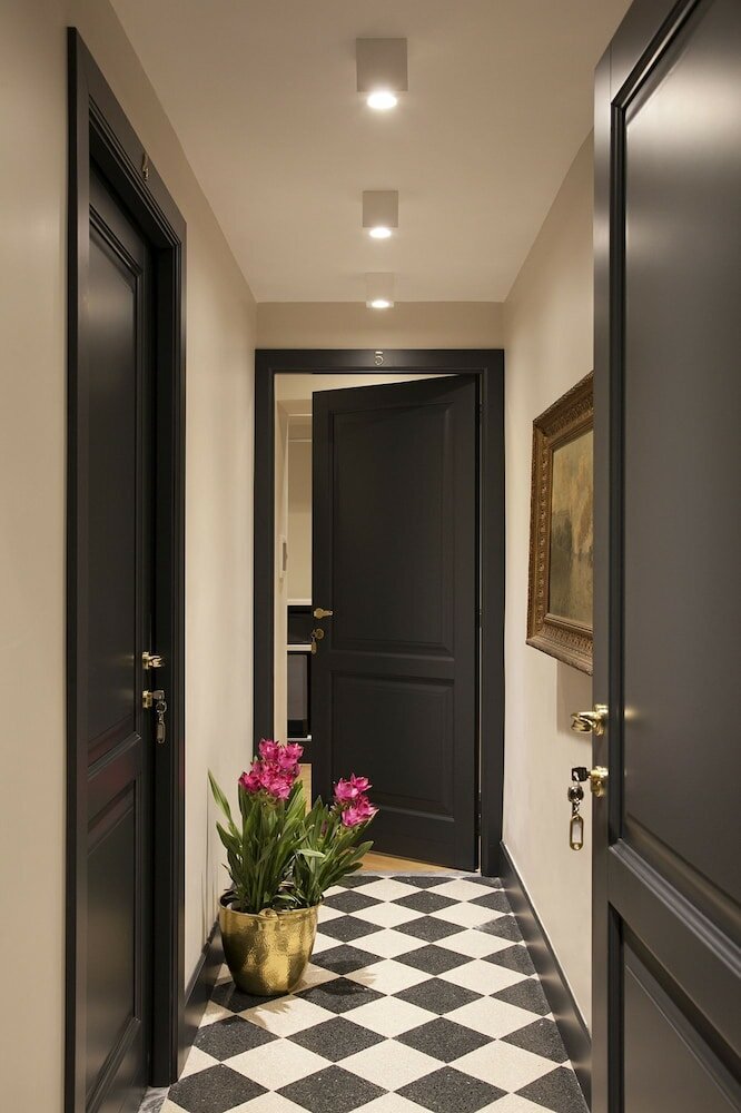 Фото Santa Monica Luxury Rooms