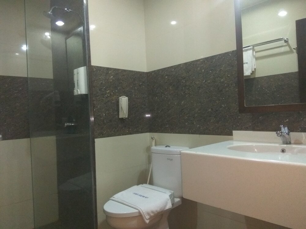 Фото Continent Centrepoint Hotel Makassar