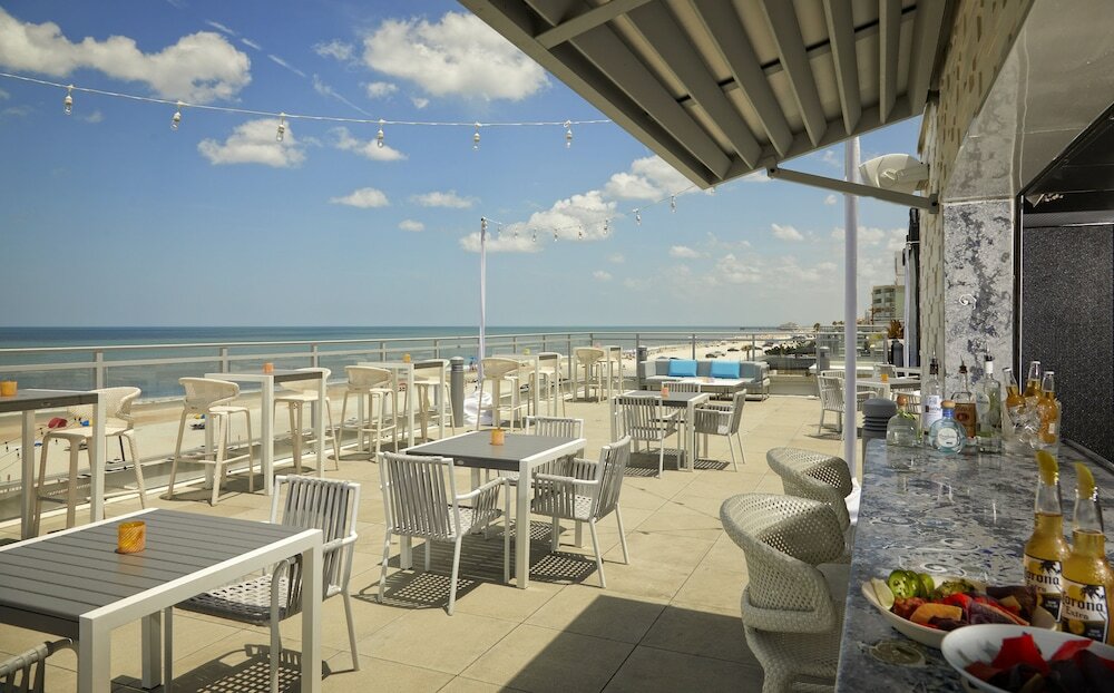 Фото Hard Rock Hotel Daytona Beach