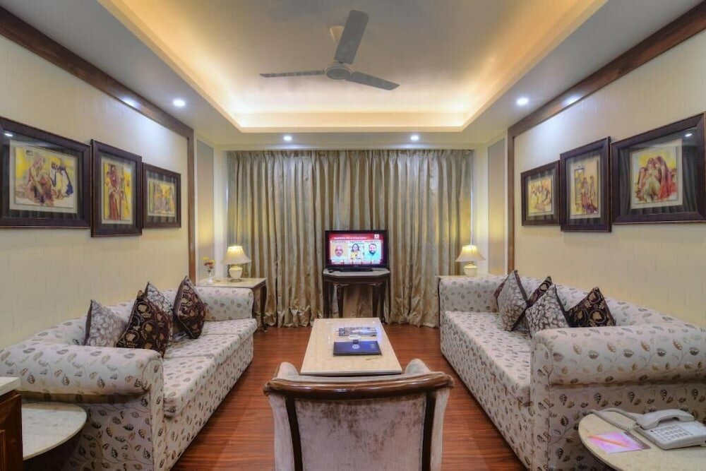 Фото Hotel Chanakya