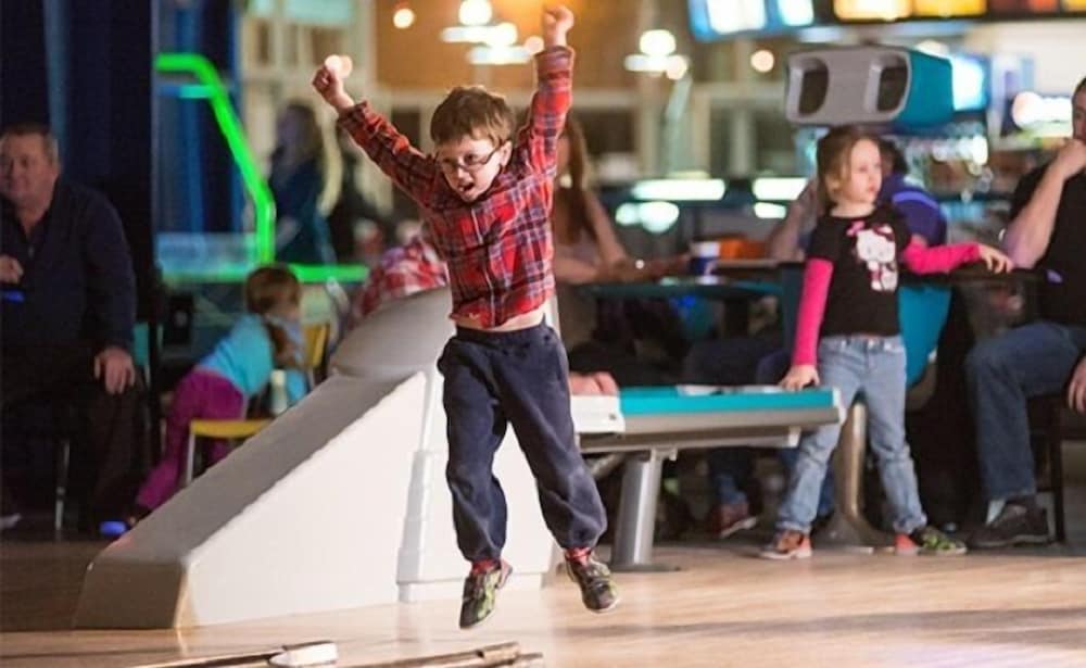 Фото Radisson Kingswood Hotel & Suites, Fredericton, NB