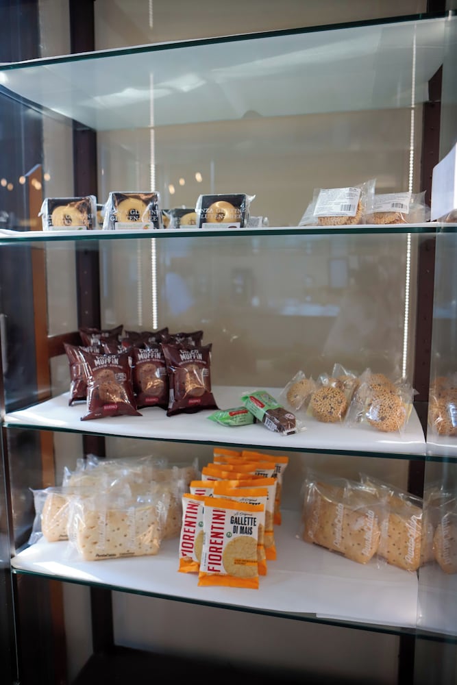 Фото Pràcatinat Hotel & Restaurant