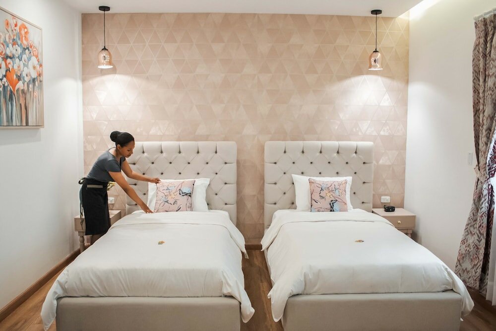 Фото Adamas House Hotel