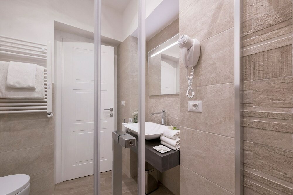 Фото St. Peter Fortytwo