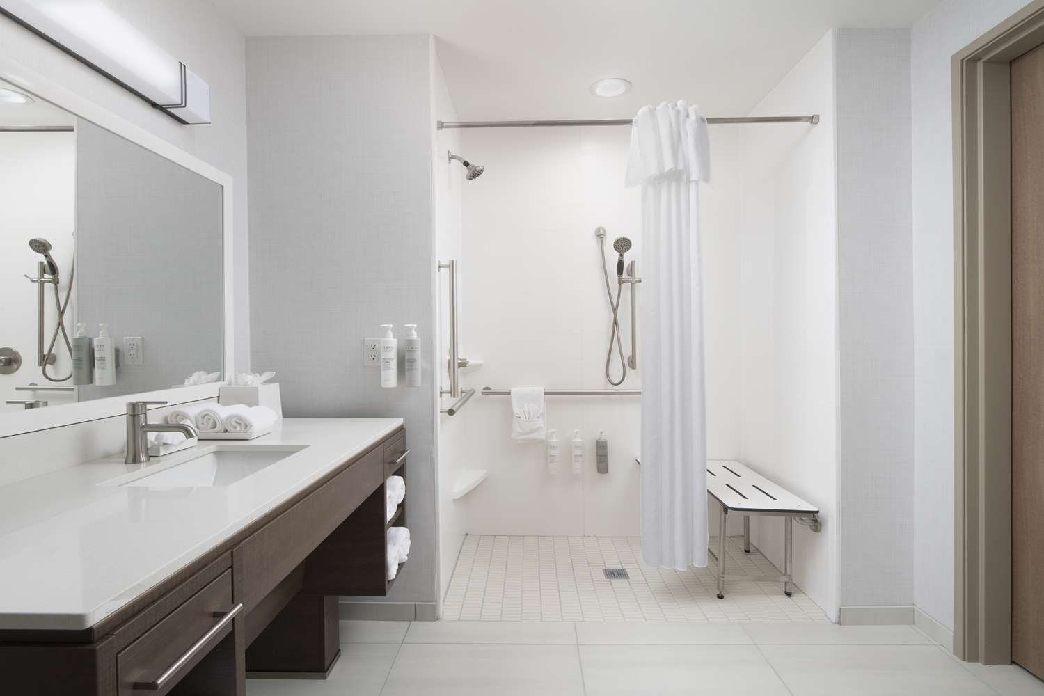 Фото Home2 Suites by Hilton Albuquerque Airport