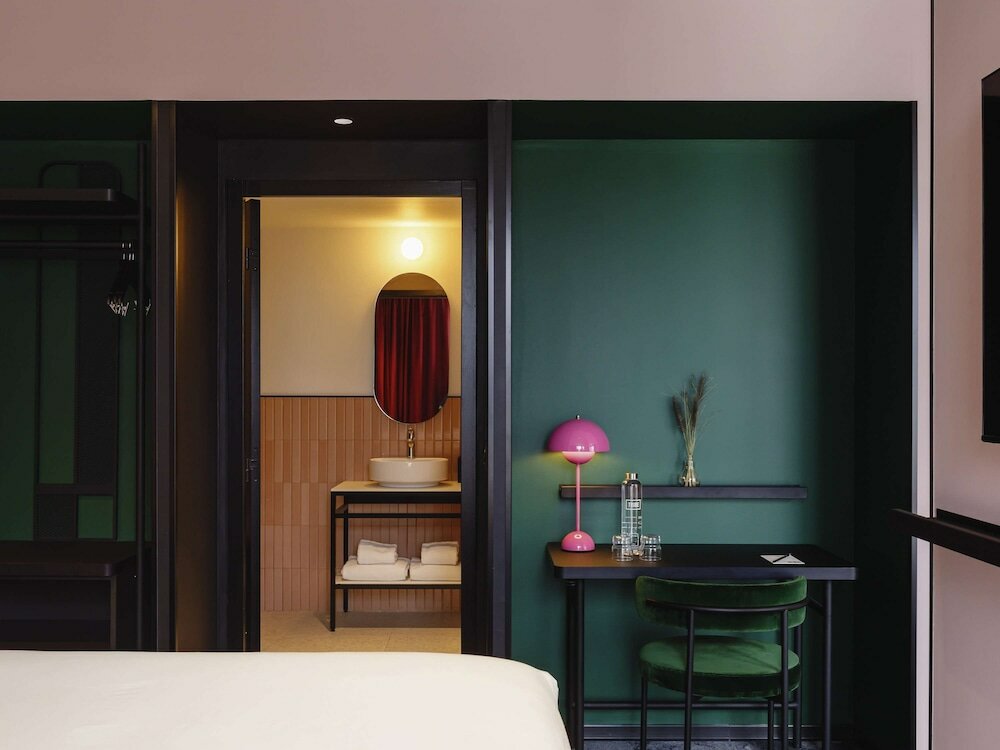 Фото Tribe Lyon Croix Rousse