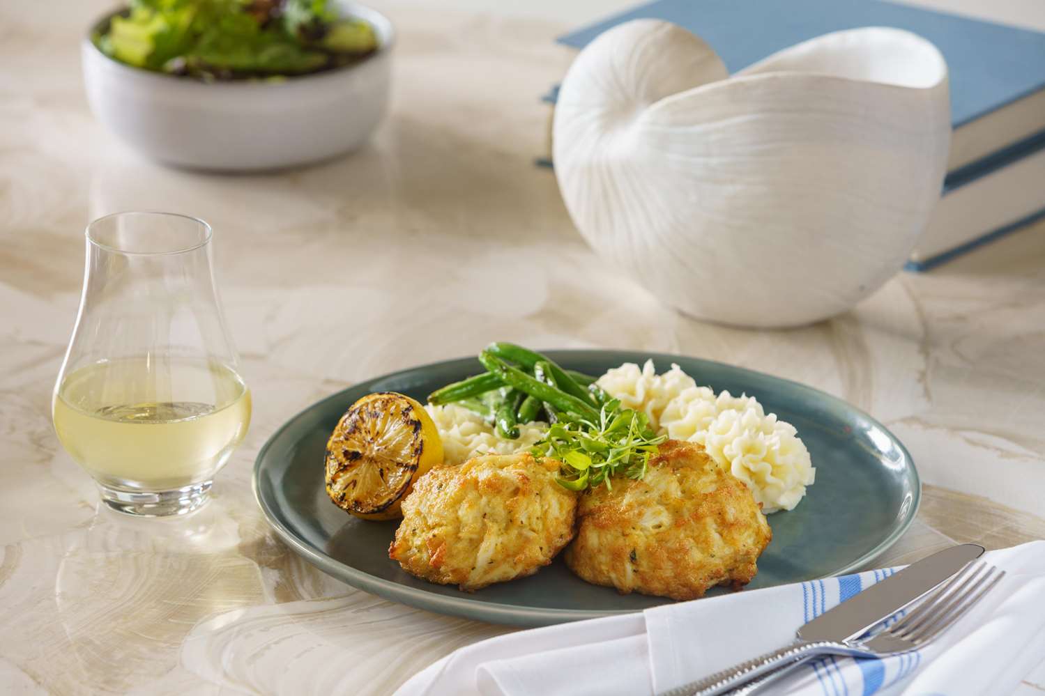 Фото Dunes Manor Hotel and Dunes Suites