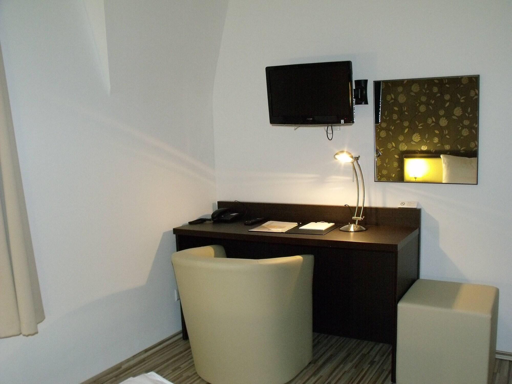 Фото City Hotel Garni Ahlen