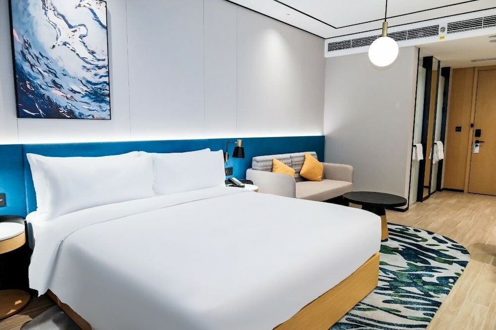 Фото Hilton Garden Inn Kunming Dianchi