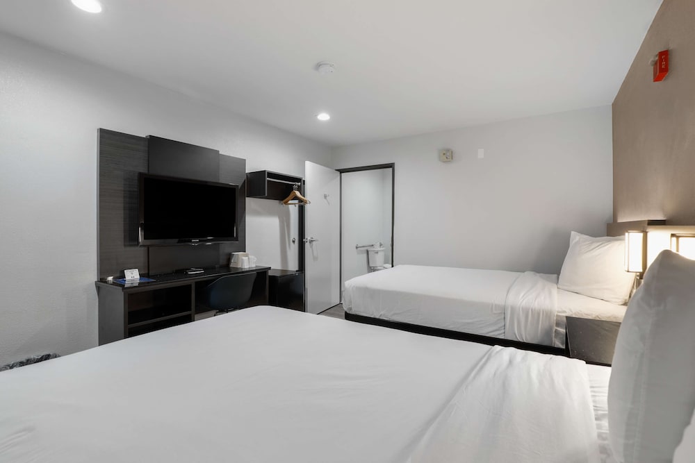 Фото Motel 6 Escondido, Ca