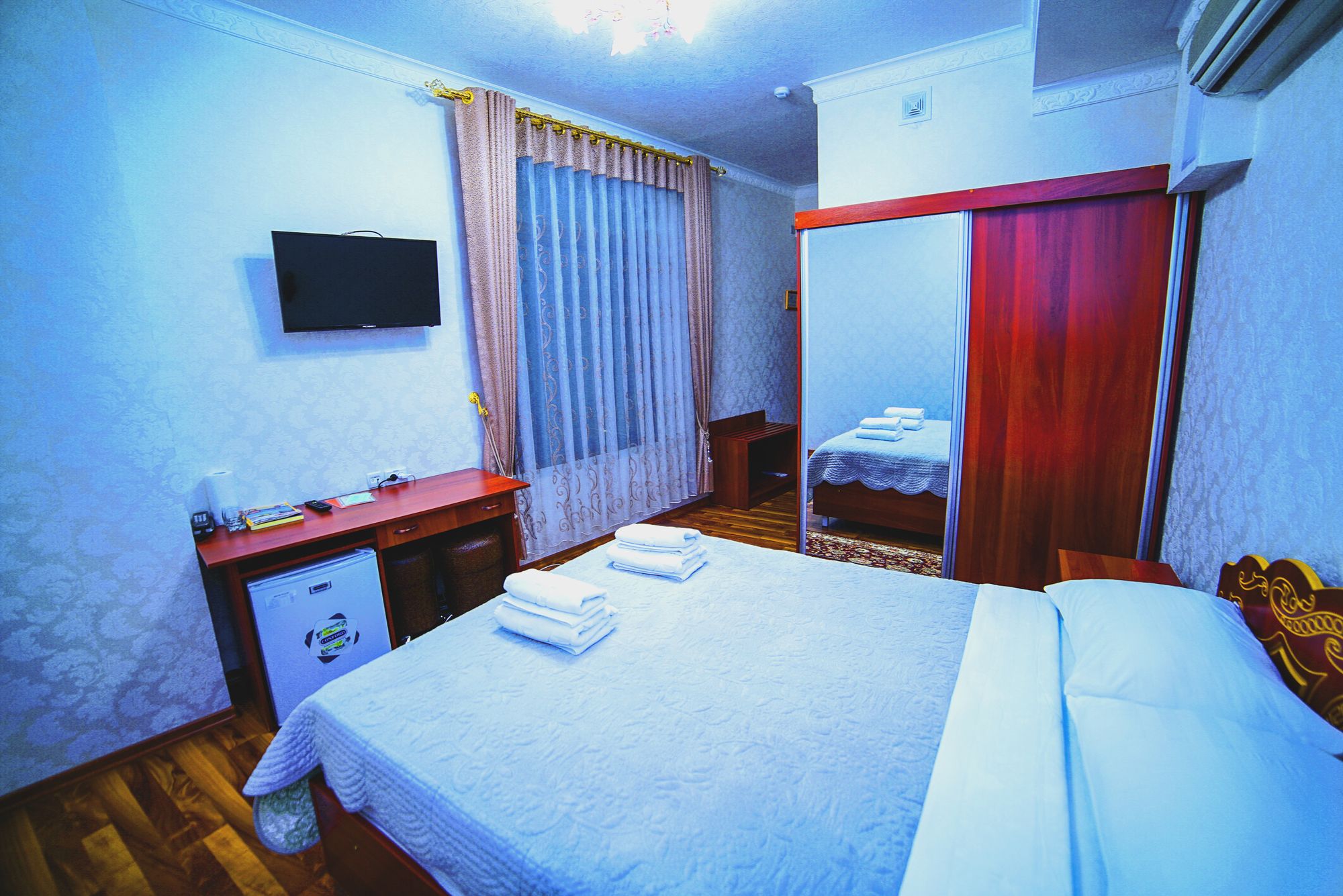 Фото Zilol-Baxt Hotel