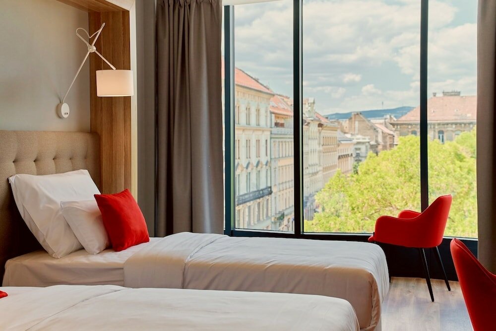 Фото Up Hotel Budapest