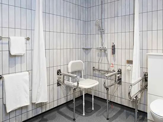 Фото Premier Inn London City Tower Hill