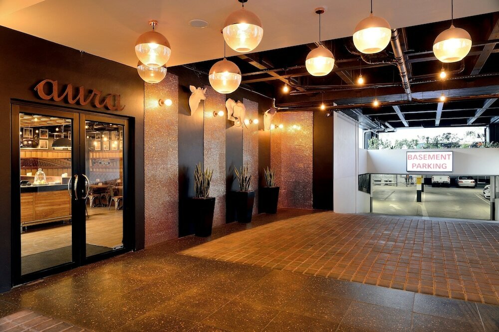 Фото Signature Lux Hotel, by Onomo