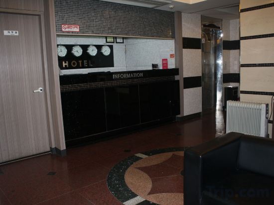 Фото Suwon Movie Motel