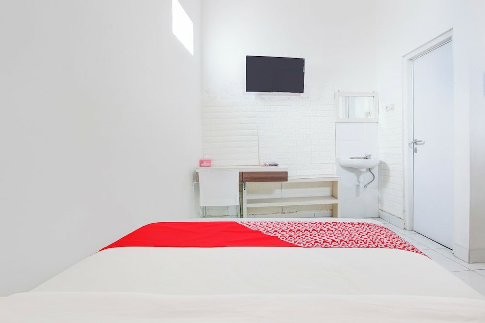 Фото RedDoorz Syariah @ Wisma Arya 2